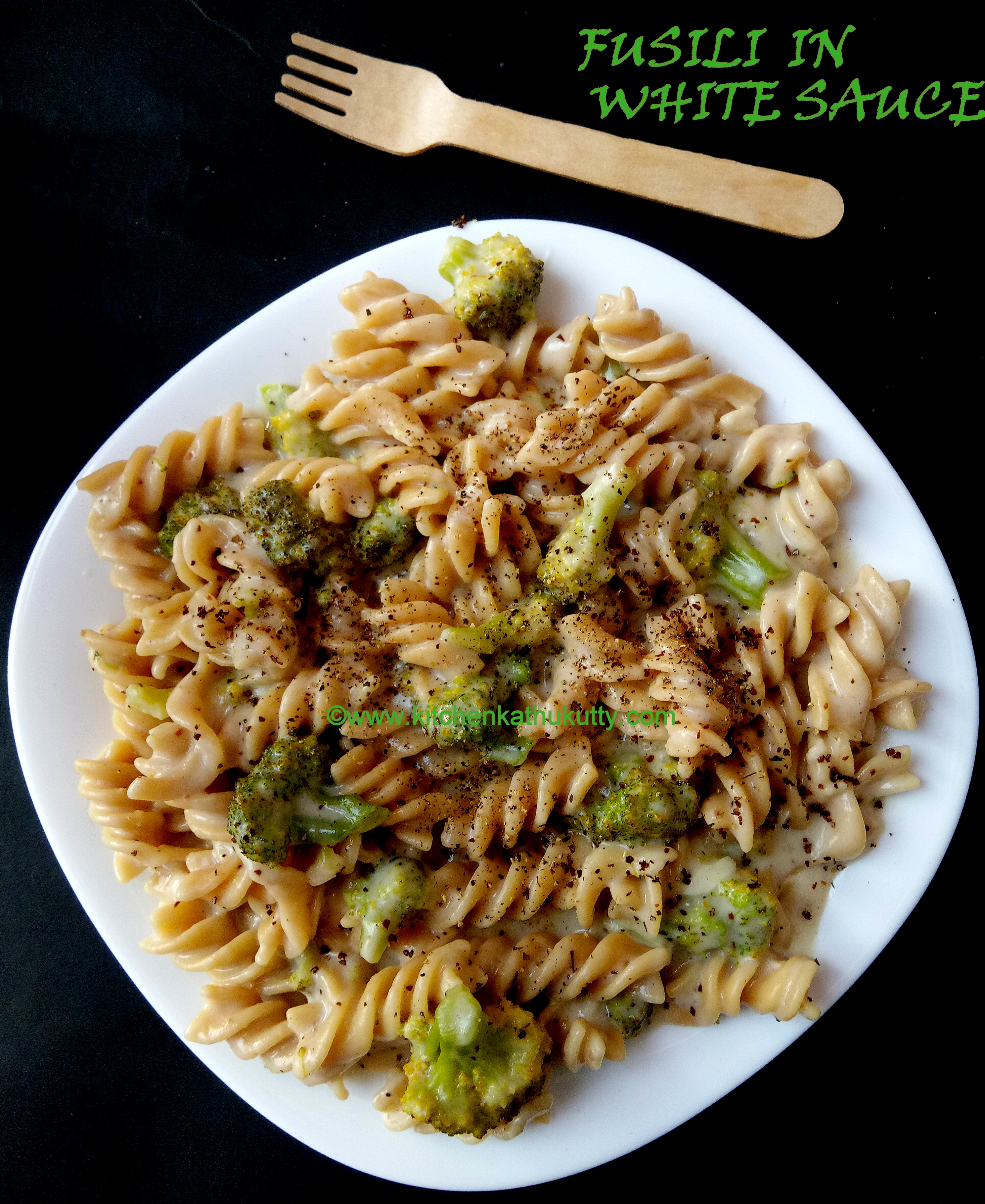 cheesy broccoli pasta