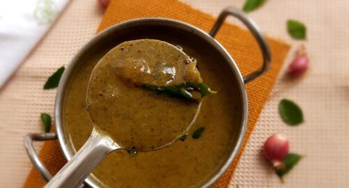 Karuveppilai Kuzhambu|Curry Leaves Gravy